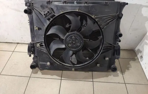 Mercedes-Benz Vito Viano W447 Radiator set A4473060812 A4479060312