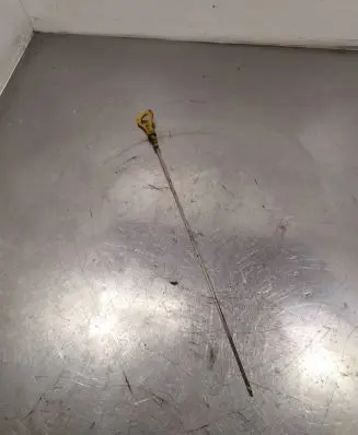 Oil level dip stick