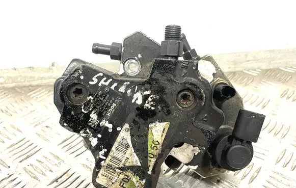 Jeep Grand Cherokee (WJ) Fuel injection high pressure pump 0445010095 A6420700201 439655