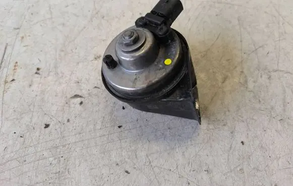 BMW 5 F10 F11 Horn signal 7279782 6033FB2370 0080402013