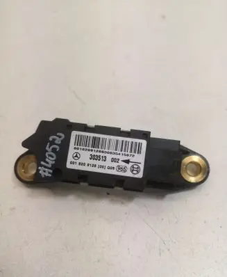 Mercedes-Benz E W211 Airbag deployment crash/impact sensor 0018209126
