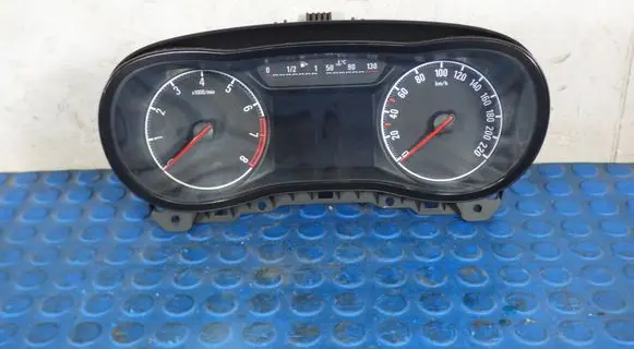 Opel Corsa E Speedometer (instrument cluster) CART39056365 39056365 32078303
