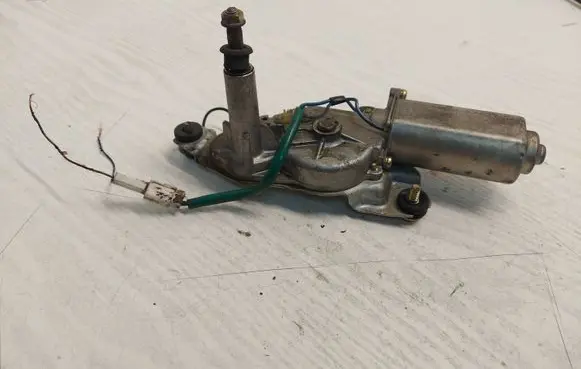 Mazda 323 Rear window wiper motor 8491009855 BM801A