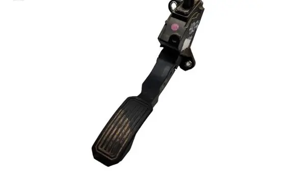 Toyota Avensis T270 Accelerator throttle pedal 7811005040 16181A 15519042125