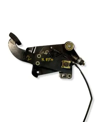 Mercedes-Benz Vito Viano W638 Brake pedal A6384200084