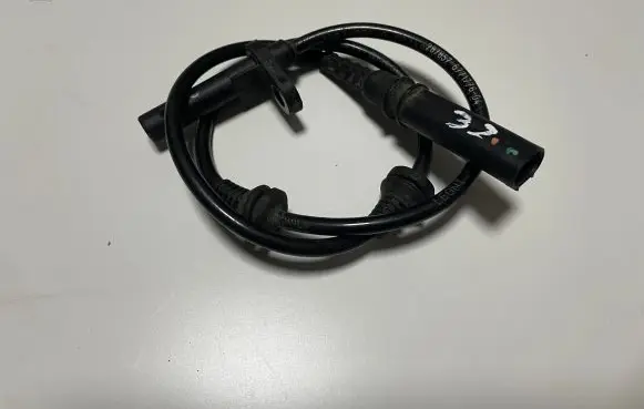 BMW X5 E70 ABS brake wheel speed sensor 6771776