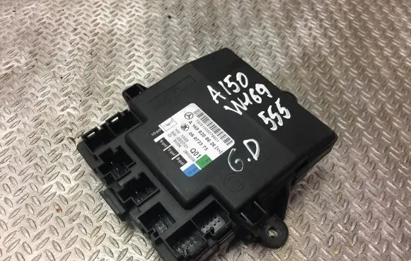 Mercedes-Benz A W169 Door control unit/module 1698208626 A1698208626