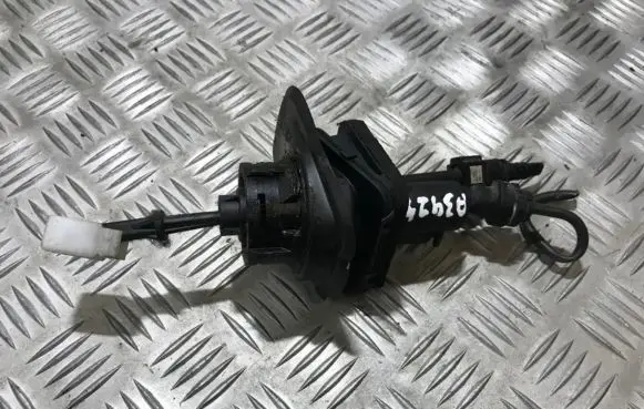 Mazda 5 Clutch master cylinder