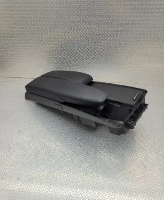 Mercedes-Benz E C207 W207 Armrest A2046801339