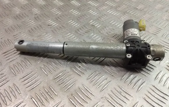 BMW 5 F10 F11 Seat adjustment motor 9168758