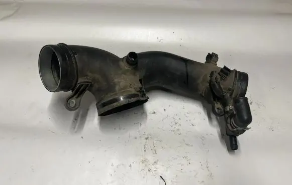 Audi A8 S8 D4 4H Air intake duct part 4H0129711D