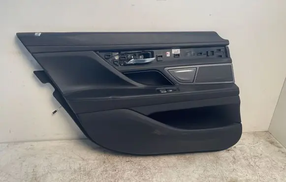 BMW 7 G11 G12 Rear door card panel trim
