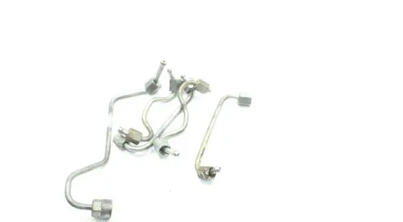 KIA Sportage Fuel injector supply line/pipe 
