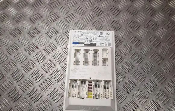 BMW 5 G60 Comfort/convenience module 5B3CFB9