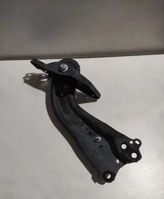 Lexus UX Rear upper control arm/wishbone