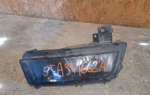 Volkswagen Touran III Front fog light 5TA941662A
