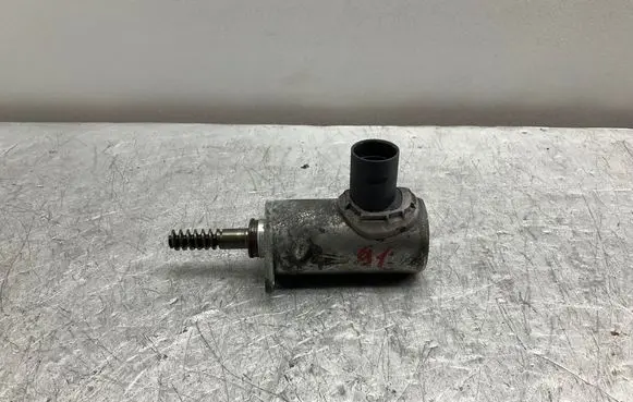 BMW 5 F10 F11 Valve oil control 7605025 17204710 00505