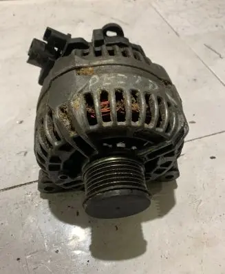 Peugeot 607 Generator/alternator 9646321880