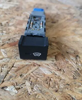 Windscreen/window heater switch