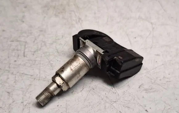 BMW 3 F30 F35 F31 Tire pressure sensor 6855539 36106855539 36106881891