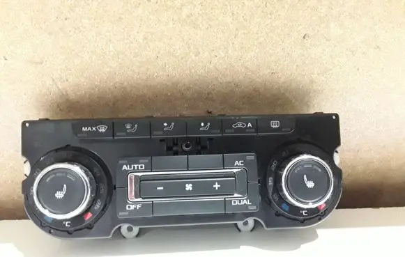 Skoda Octavia Mk2 (1Z) Climate control unit 3T0907044AS
