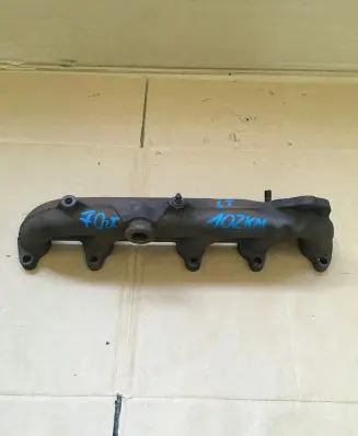 Volkswagen II LT Exhaust manifold 074253033M