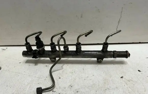 Renault Trafic II (X83) Fuel main line pipe 0445214024