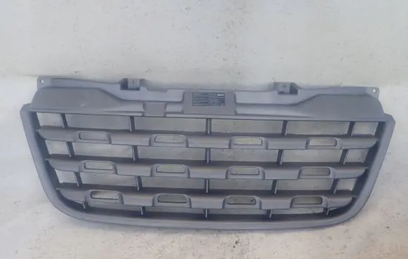 Renault Master III Front bumper upper radiator grill