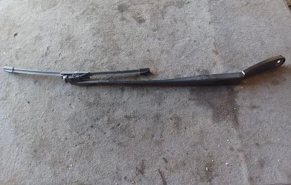 BMW 5 F10 F11 Windshield/front glass wiper blade 7203156