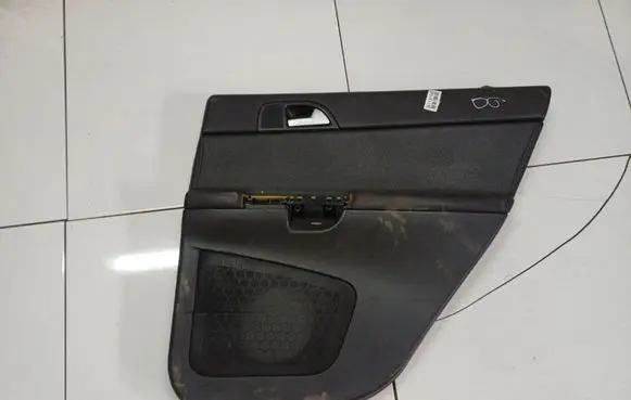 Volvo V50 Rear door card panel trim