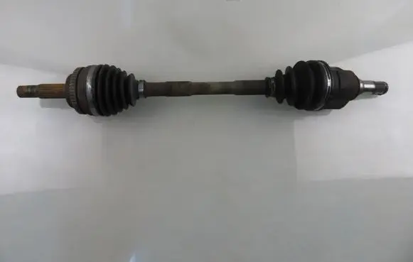Toyota Yaris Front driveshaft