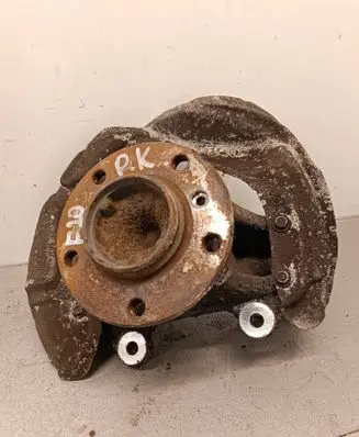 BMW 1 F20 F21 Front wheel hub