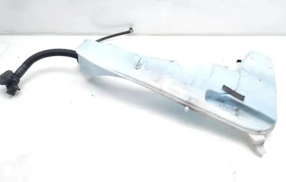 BMW X3 E83 Windshield washer fluid reservoir/tank 7213265 7213261