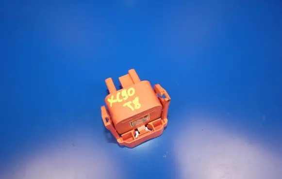 Volvo XC90 Battery relay fuse 31473430