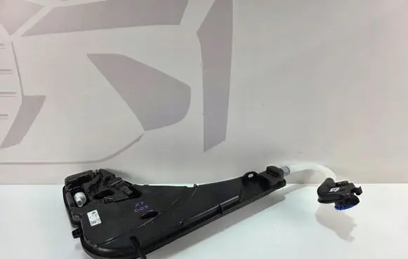 BMW X5 G05 Windshield washer fluid reservoir/tank ZBIORNICZEK