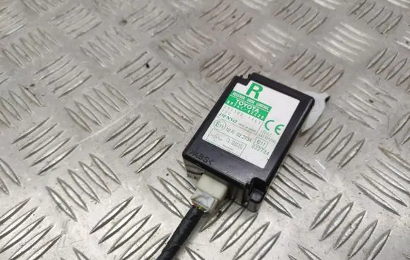 Toyota RAV 4 (XA30) Door control unit/module 8974142220