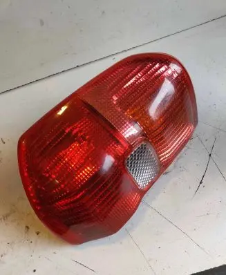 Toyota RAV 4 (XA20) Rear/tail lights 9800
