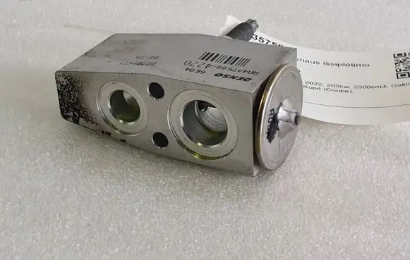 Chevrolet Camaro Air conditioning (A/C) expansion valve 22799451