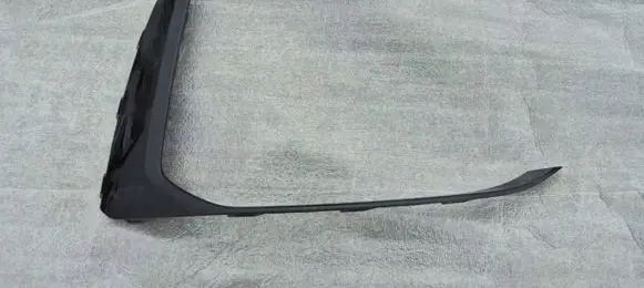 Audi Q7 4M Front bumper splitter molding 4M0807300A