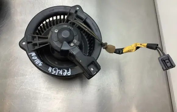 Toyota Prius (XW20) Heater fan/blower 1940001390