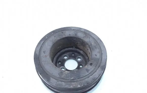 Volkswagen PASSAT B5 Crankshaft pulley 028105243Q