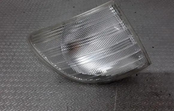Mercedes-Benz Vito Viano W638 Front indicator light
