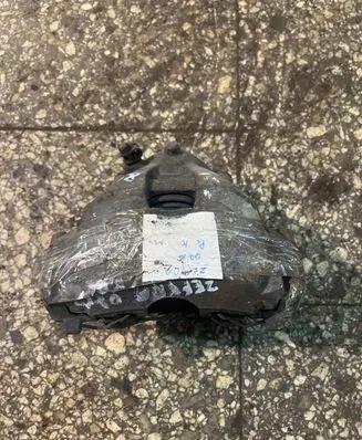 Opel Zafira A Front brake caliper