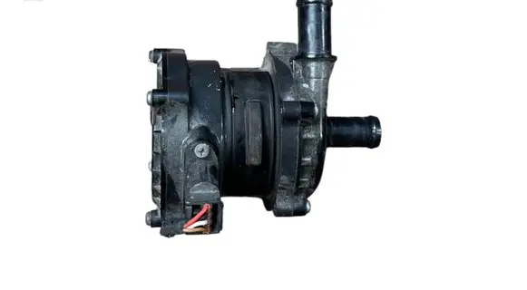 KIA Soul Electric auxiliary coolant/water pump 3690001510130079HA 15J130079A1 15J080174A2P