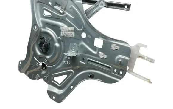 Hyundai ix35 Front door window regulator with motor 824802Y400