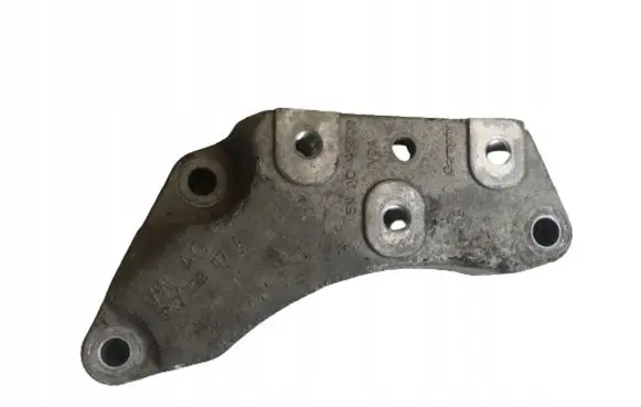 Volkswagen Tiguan Engine mounting bracket 5N0199117A