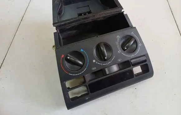 Toyota Corolla E120 E130 Climate control unit 5541102160