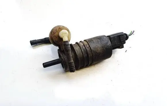 Audi A4 S4 B5 8D Windscreen/windshield washer pump 1j0973722