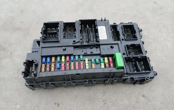 Ford Mondeo MK V BSM Control unit FG9T15604BJ