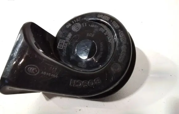 Volkswagen Jetta V Horn signal Ch2143